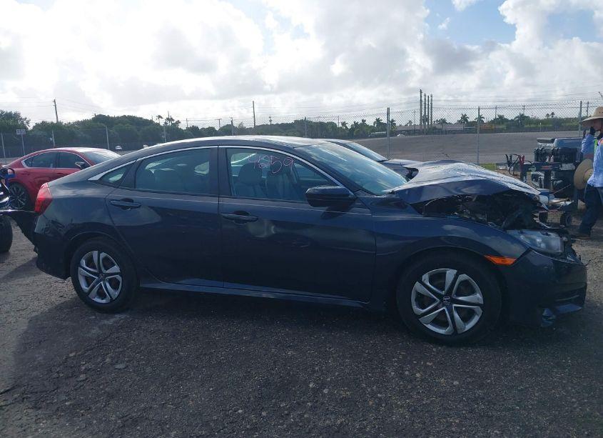 Photo 14 of 2018 Honda Civic LX (VIN 19XFC2F50JE040183)