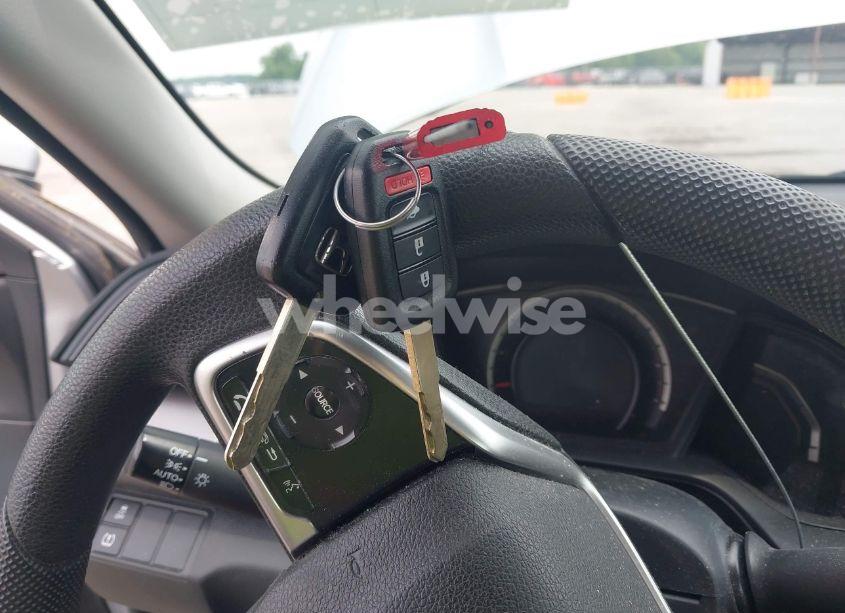 Photo 11 of 2016 Honda Civic LX (VIN 19XFC2F51GE085030)