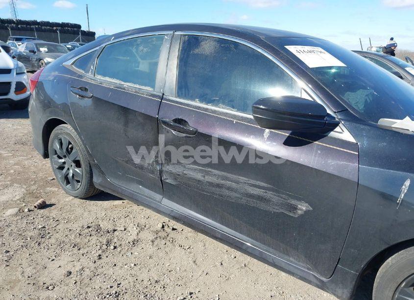 Photo 6 of 2016 Honda Civic LX (VIN 19XFC2F51GE222807)