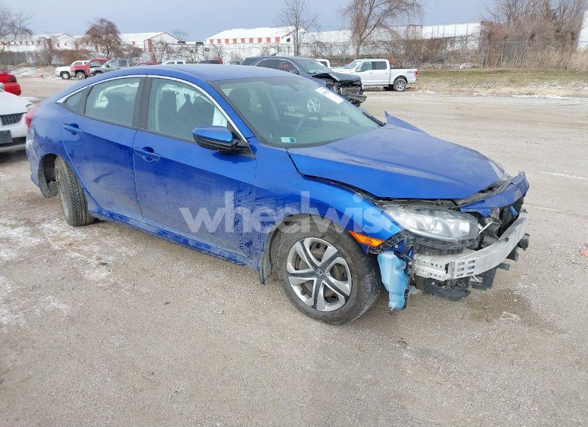 2017 Honda Civic LX (VIN 19XFC2F51HE026514) main photo