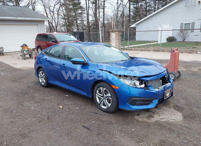 2017 Honda Civic LX (VIN 19XFC2F51HE075311) main photo