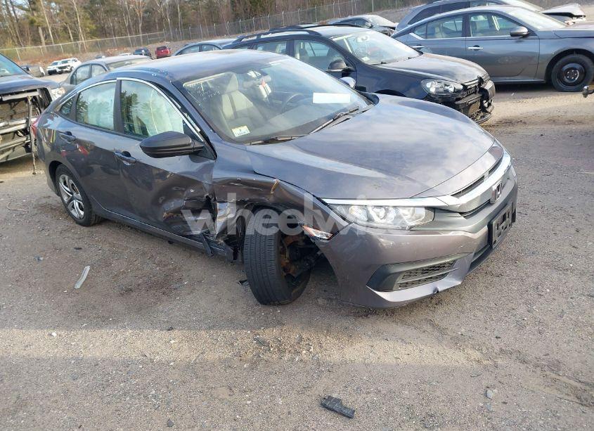 2017 Honda Civic LX (VIN 19XFC2F51HE205748) main photo
