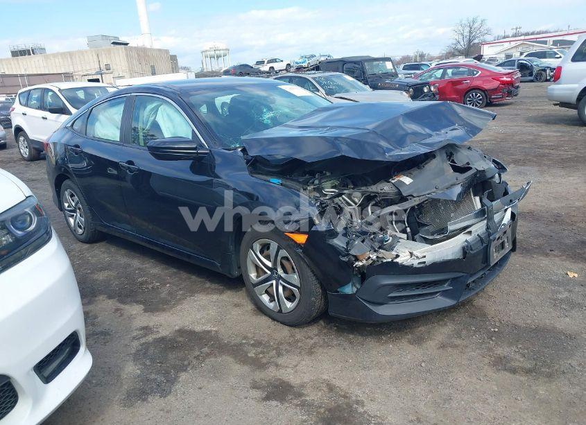 2017 Honda Civic LX (VIN 19XFC2F51HE224851) main photo