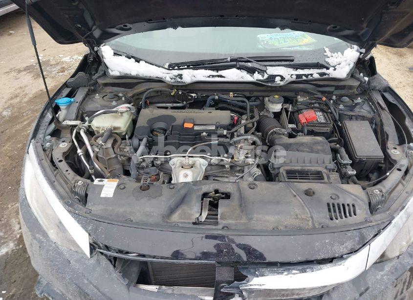 Photo 10 of 2018 Honda Civic LX (VIN 19XFC2F51JE013378)