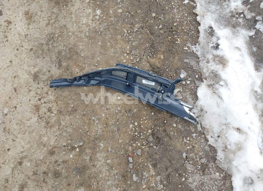 Photo 12 of 2018 Honda Civic LX (VIN 19XFC2F51JE013378)