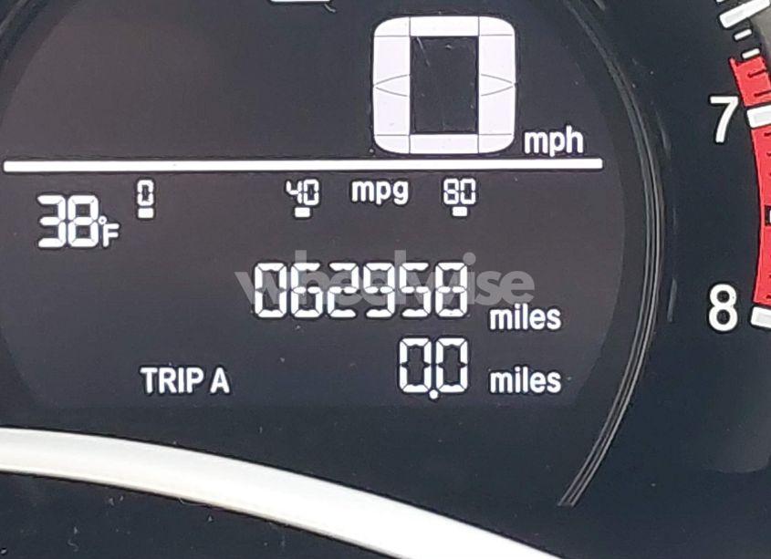 Photo 16 of 2018 Honda Civic LX (VIN 19XFC2F51JE013378)