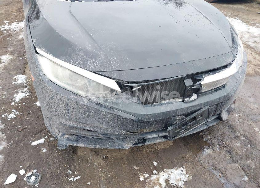 Photo 18 of 2018 Honda Civic LX (VIN 19XFC2F51JE013378)