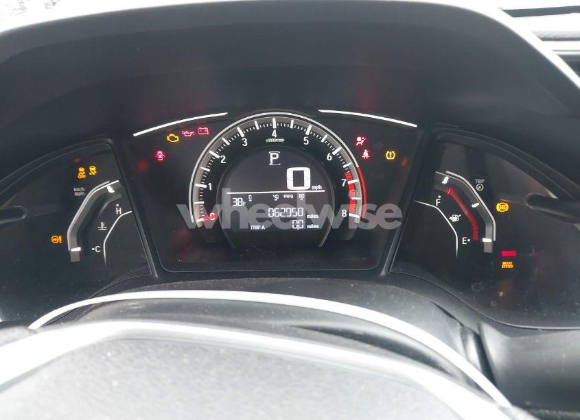 Photo 7 of 2018 Honda Civic LX (VIN 19XFC2F51JE013378)