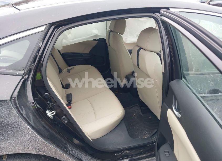 Photo 8 of 2018 Honda Civic LX (VIN 19XFC2F51JE013378)