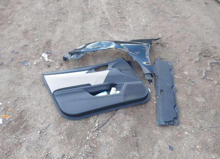 Photo 12 of 2018 Honda Civic LX (VIN 19XFC2F51JE021092)