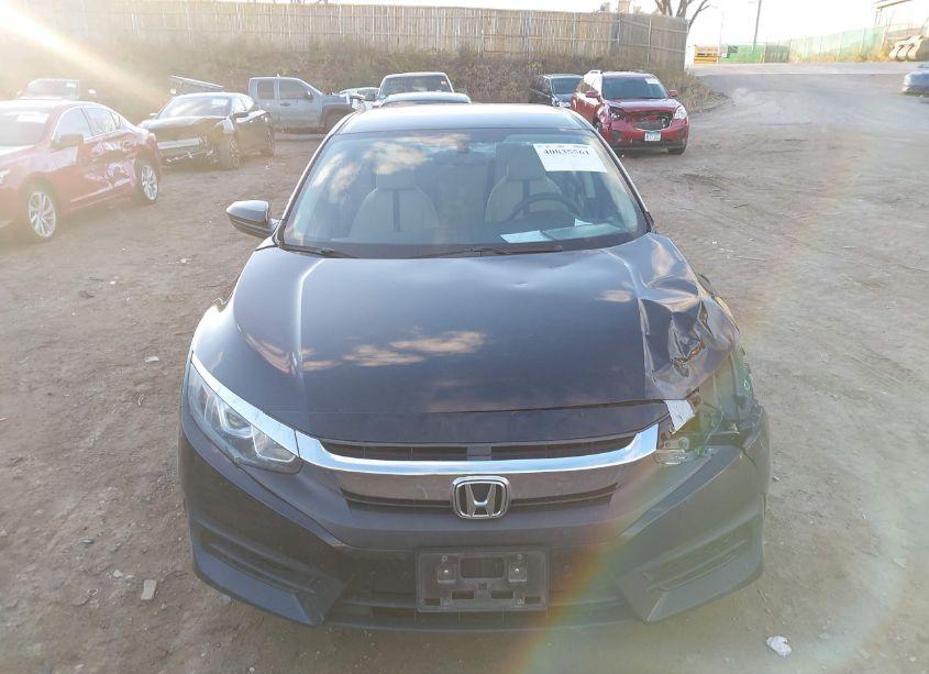 Photo 13 of 2018 Honda Civic LX (VIN 19XFC2F51JE021092)