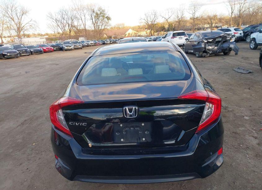 Photo 17 of 2018 Honda Civic LX (VIN 19XFC2F51JE021092)