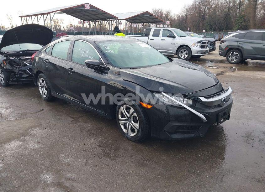 2018 Honda Civic LX (VIN 19XFC2F51JE022839) main photo