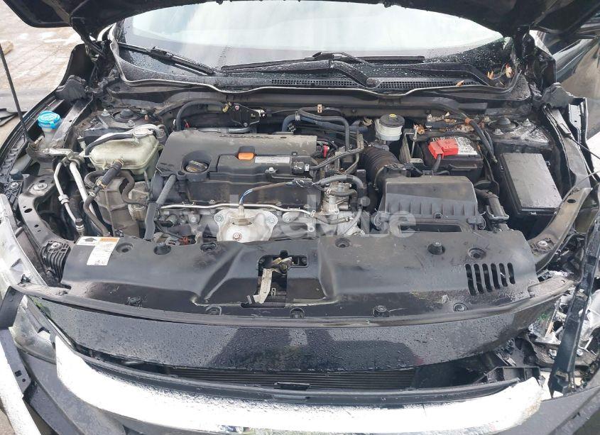 Photo 10 of 2018 Honda Civic LX (VIN 19XFC2F51JE022839)