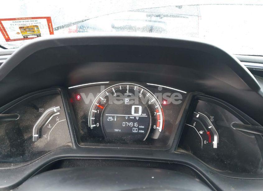 Photo 7 of 2018 Honda Civic LX (VIN 19XFC2F51JE022839)