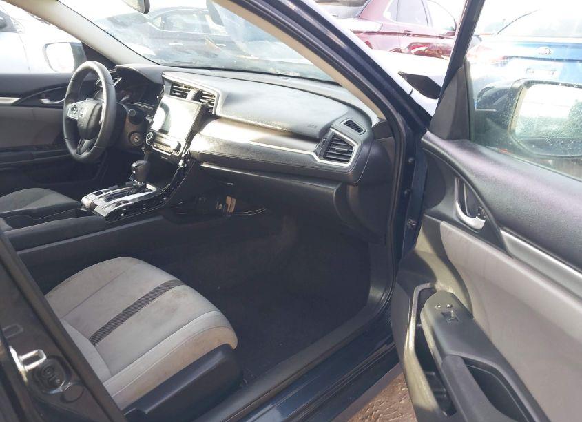 Photo 5 of 2018 Honda Civic LX (VIN 19XFC2F51JE024736)