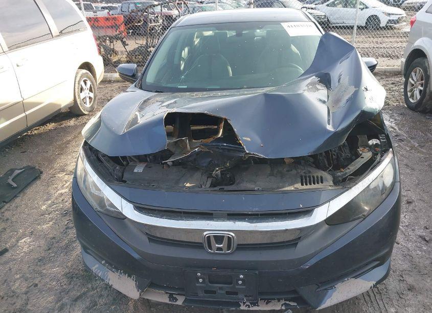 Photo 6 of 2018 Honda Civic LX (VIN 19XFC2F51JE024736)