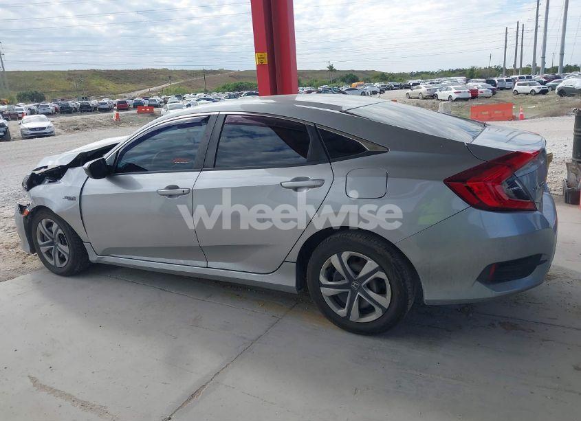 Photo 14 of 2018 Honda Civic LX (VIN 19XFC2F51JE030939)