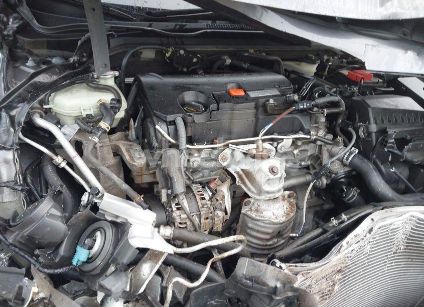 Photo 10 of 2018 Honda Civic LX (VIN 19XFC2F51JE200782)