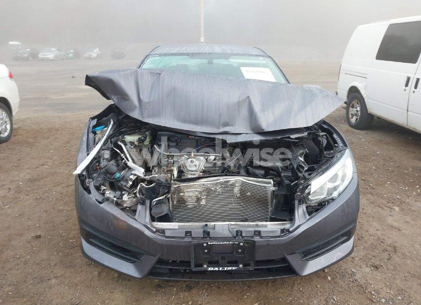 Photo 12 of 2018 Honda Civic LX (VIN 19XFC2F51JE200782)