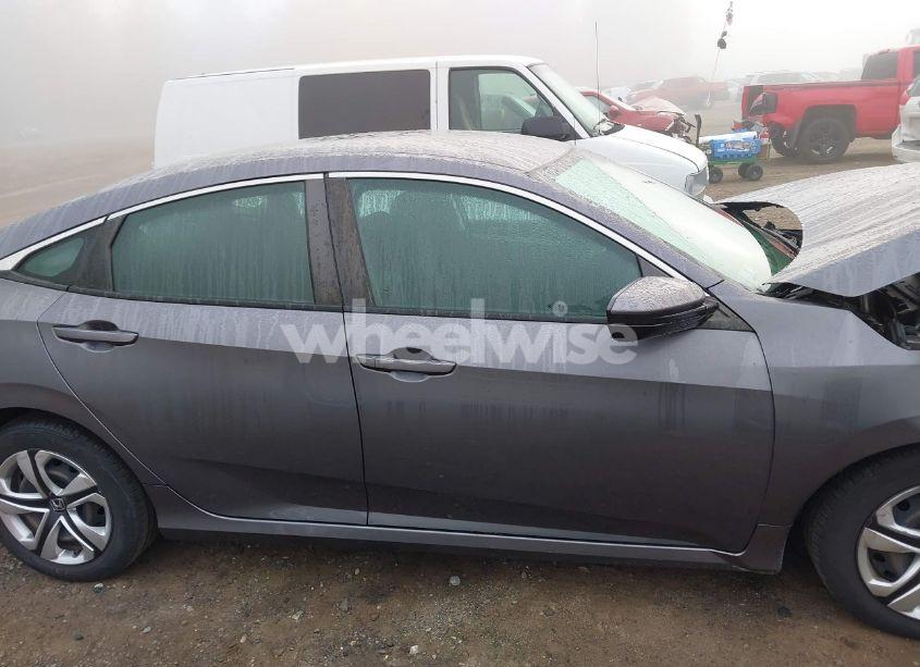 Photo 13 of 2018 Honda Civic LX (VIN 19XFC2F51JE200782)