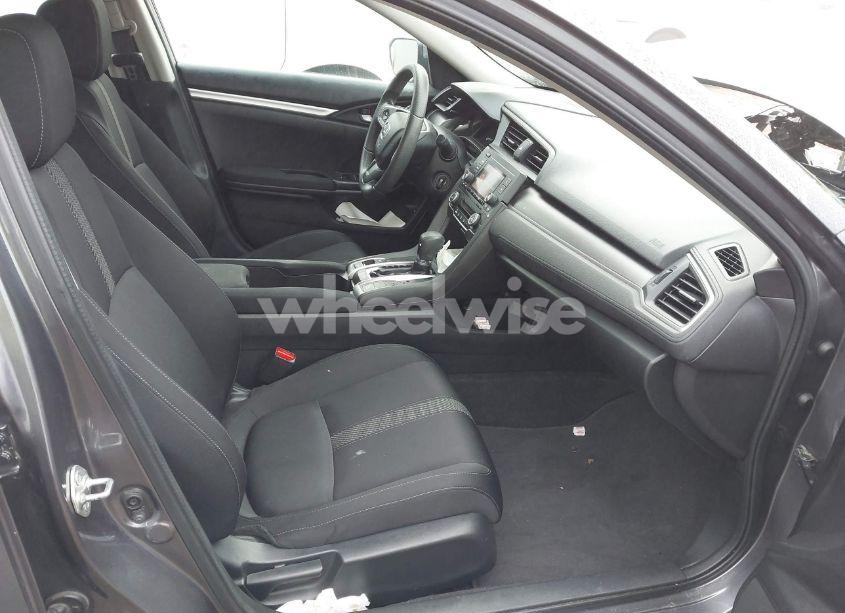 Photo 5 of 2018 Honda Civic LX (VIN 19XFC2F51JE200782)