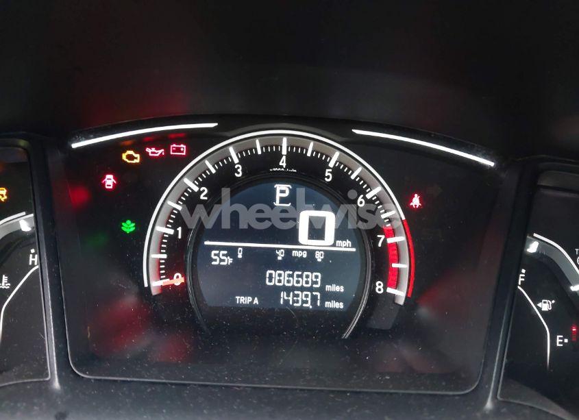 Photo 7 of 2018 Honda Civic LX (VIN 19XFC2F51JE200782)