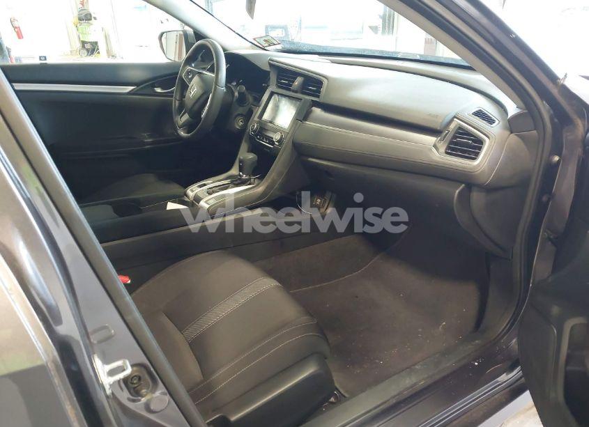 Photo 5 of 2016 Honda Civic LX (VIN 19XFC2F52GE242192)