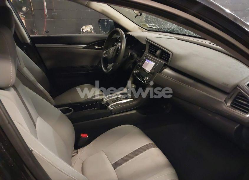 Photo 5 of 2017 Honda Civic LX (VIN 19XFC2F52HE202101)
