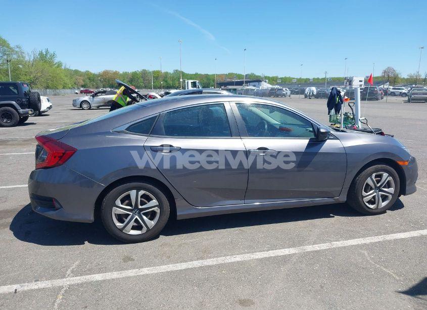 Photo 13 of 2017 Honda Civic LX (VIN 19XFC2F52HE203362)
