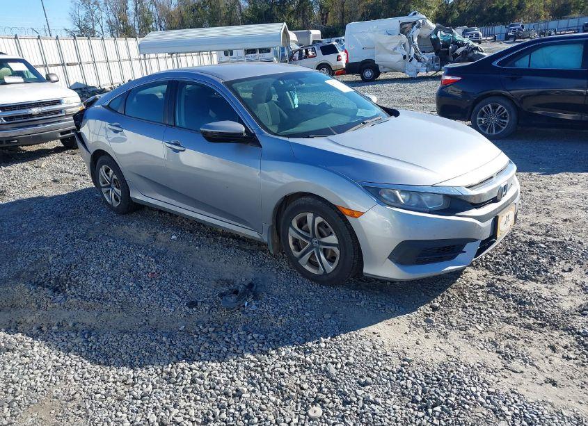 2017 Honda Civic LX (VIN 19XFC2F52HE206844) main photo
