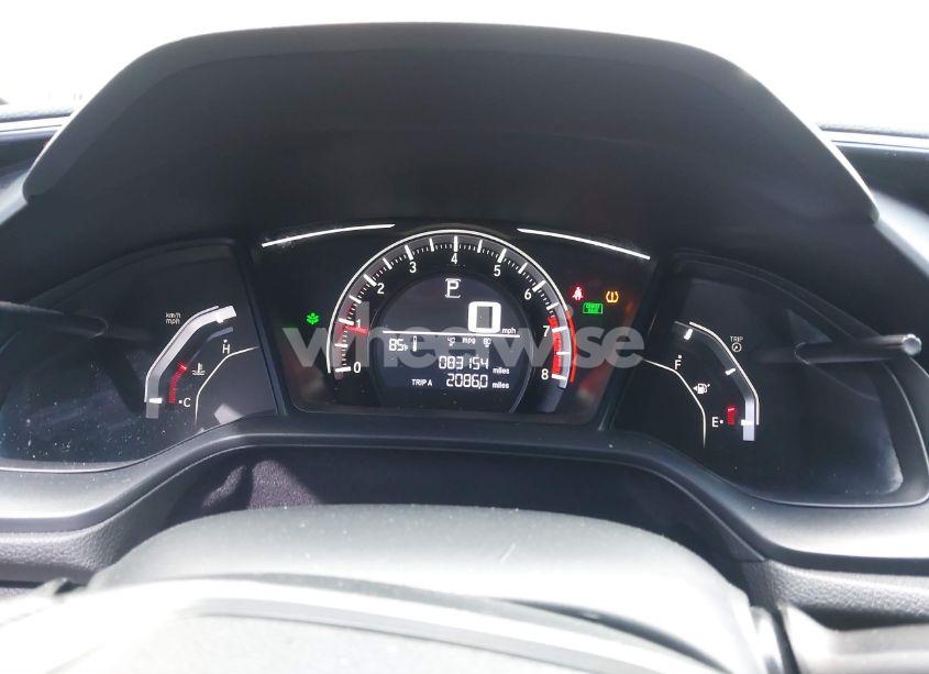 Photo 7 of 2018 Honda Civic LX (VIN 19XFC2F52JE014944)