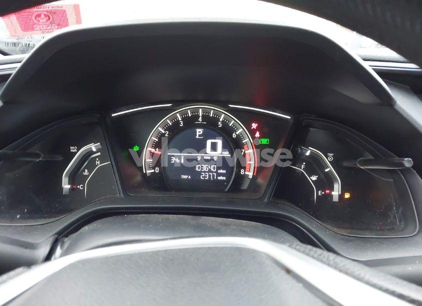 Photo 7 of 2018 Honda Civic LX (VIN 19XFC2F52JE016600)