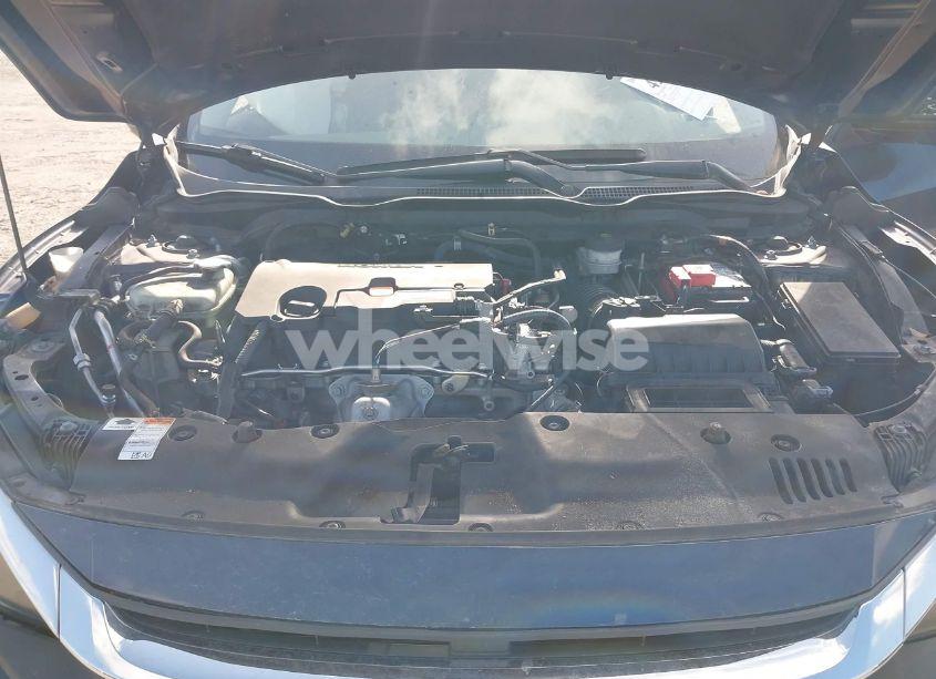 Photo 10 of 2018 Honda Civic LX (VIN 19XFC2F52JE018654)