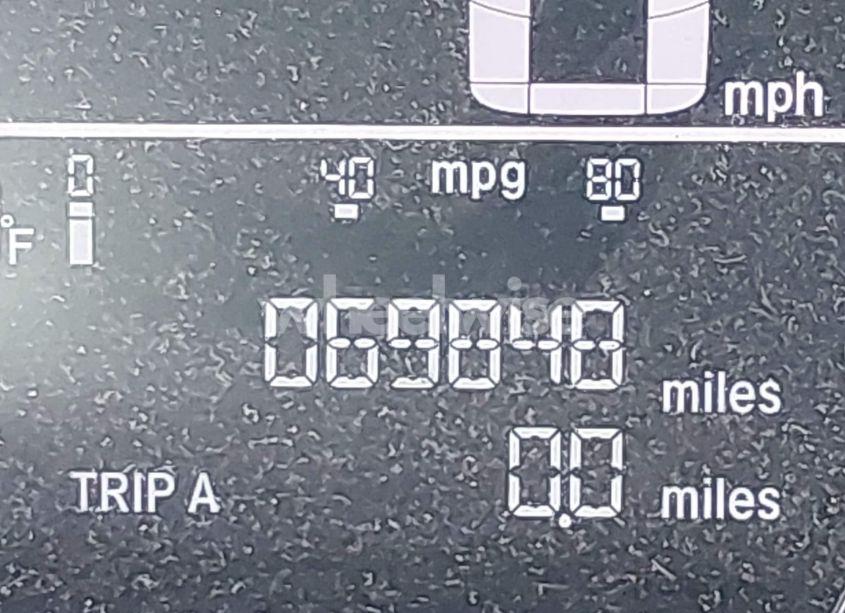 Photo 16 of 2018 Honda Civic LX (VIN 19XFC2F52JE018654)