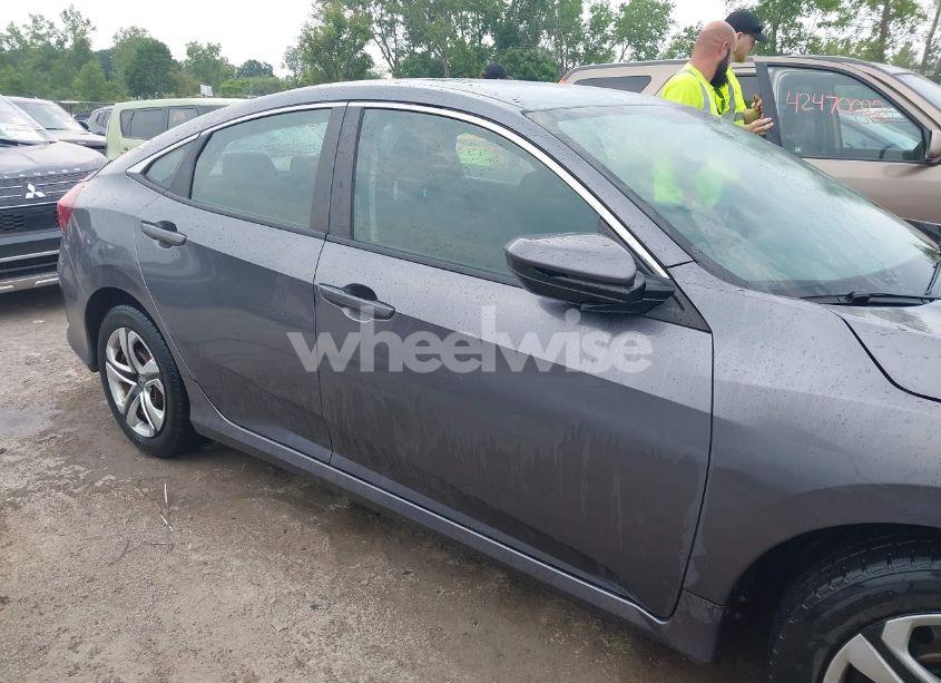 Photo 13 of 2018 Honda Civic LX (VIN 19XFC2F52JE020078)