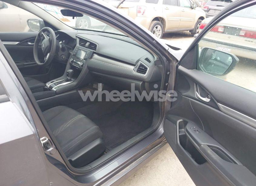 Photo 5 of 2018 Honda Civic LX (VIN 19XFC2F52JE020078)