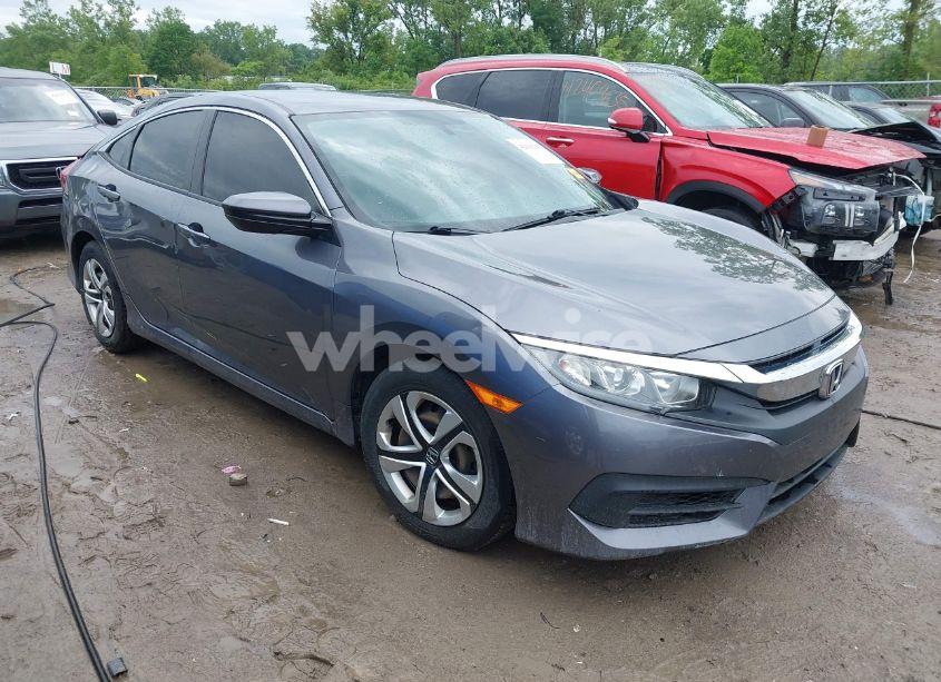 2018 Honda Civic LX (VIN 19XFC2F52JE022591) main photo