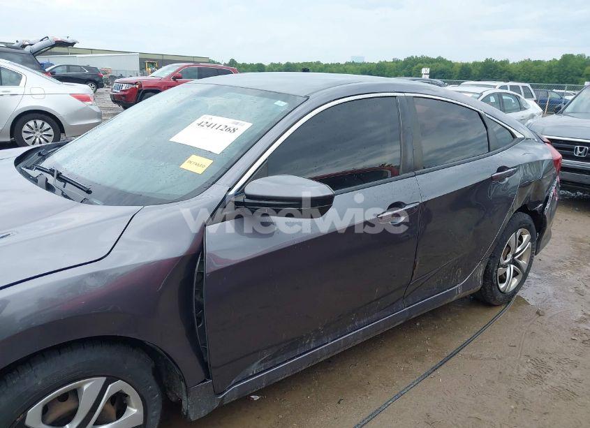 Photo 14 of 2018 Honda Civic LX (VIN 19XFC2F52JE022591)