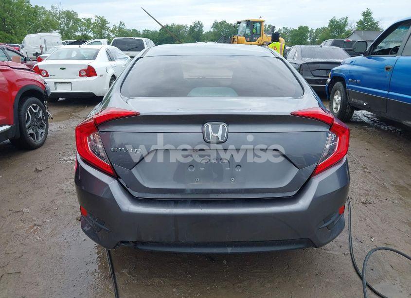 Photo 16 of 2018 Honda Civic LX (VIN 19XFC2F52JE022591)