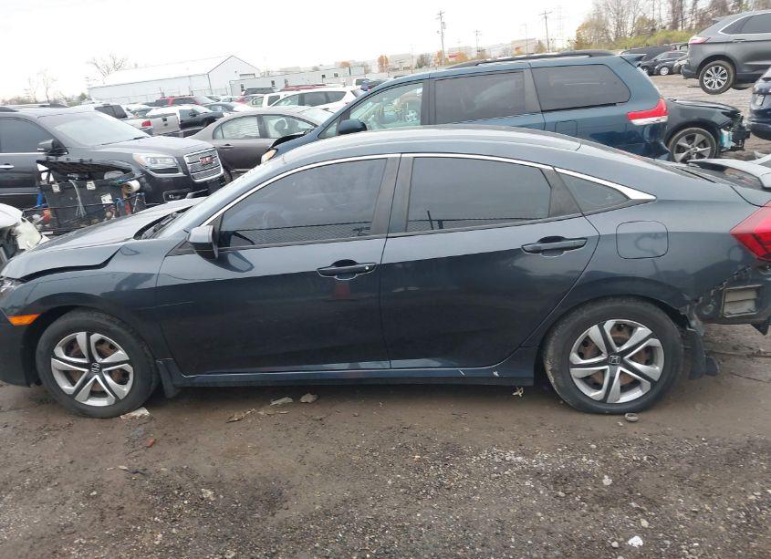 Photo 14 of 2018 Honda Civic LX (VIN 19XFC2F52JE023451)