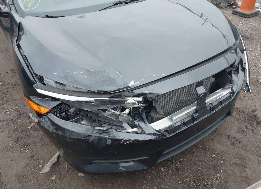 Photo 17 of 2018 Honda Civic LX (VIN 19XFC2F52JE023451)