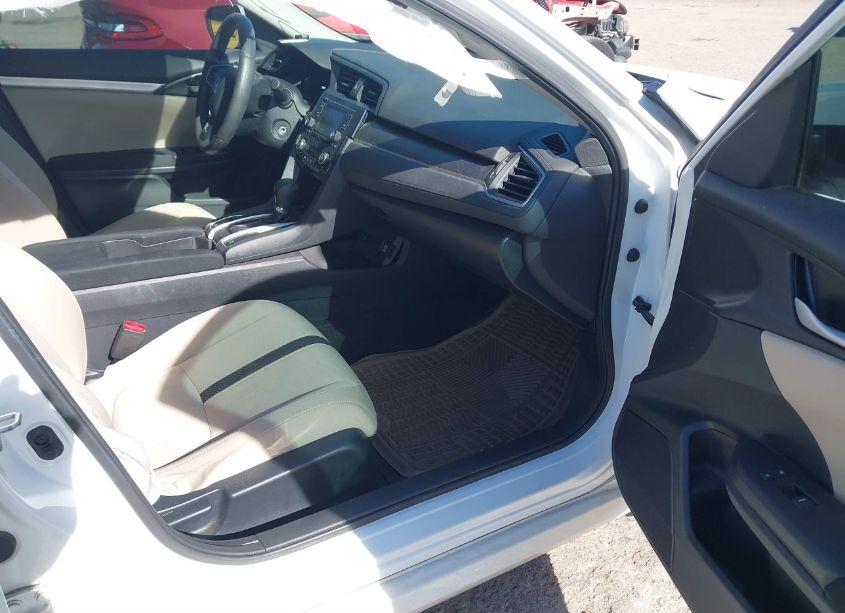 Photo 5 of 2018 Honda Civic LX (VIN 19XFC2F52JE041237)