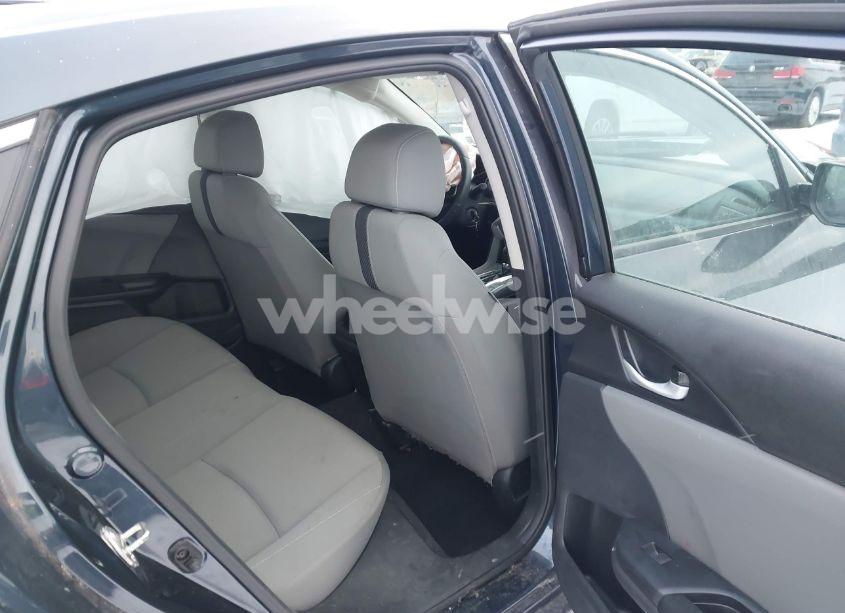 Photo 8 of 2018 Honda Civic LX (VIN 19XFC2F52JE042985)