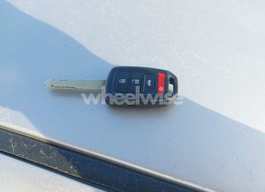 Photo 11 of 2018 Honda Civic LX (VIN 19XFC2F52JE043148)