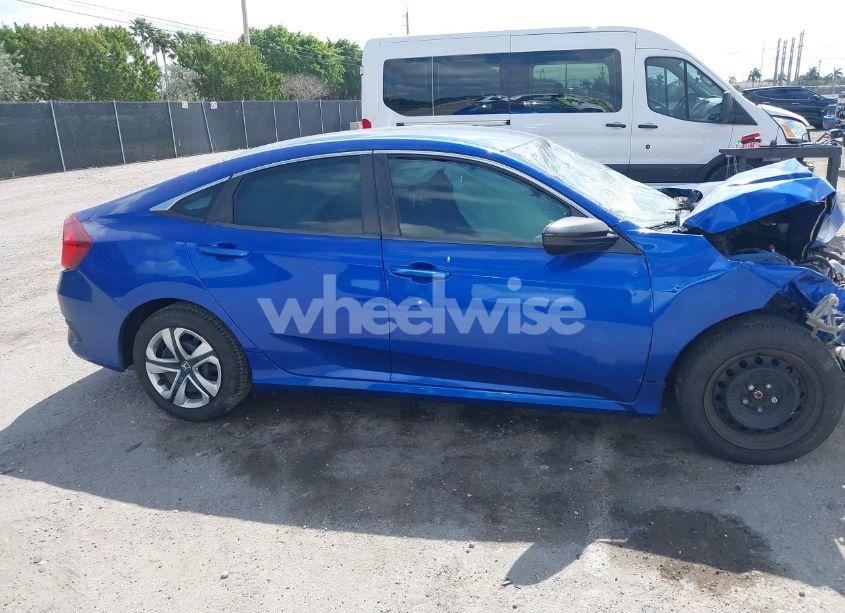 Photo 13 of 2018 Honda Civic LX (VIN 19XFC2F52JE043148)