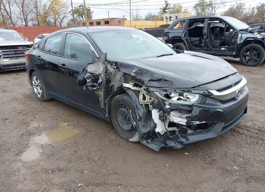 2018 Honda Civic LX (VIN 19XFC2F52JE043490) main photo