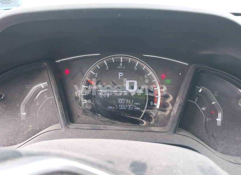 Photo 7 of 2018 Honda Civic LX (VIN 19XFC2F52JE202864)