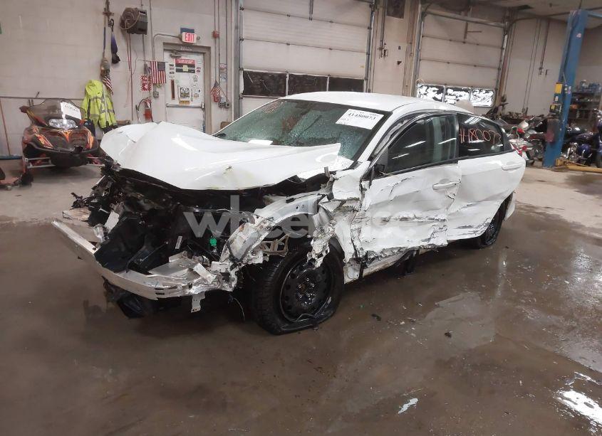 Photo 6 of 2018 Honda Civic LX (VIN 19XFC2F52JE203271)