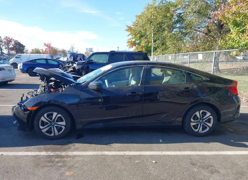 Photo 14 of 2018 Honda Civic LX (VIN 19XFC2F52JE209426)